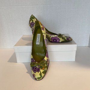 ISAAC  Floral Pumps